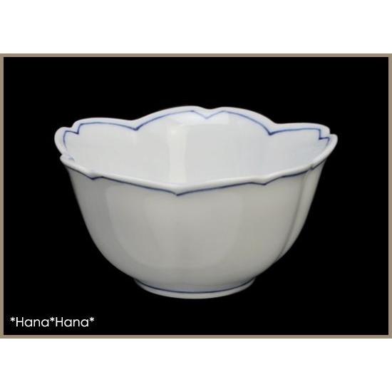 白磁一本線 桜型小付 ミニ小鉢 豆鉢 9.5cm 波佐見焼 // 和食器 食器 鉢