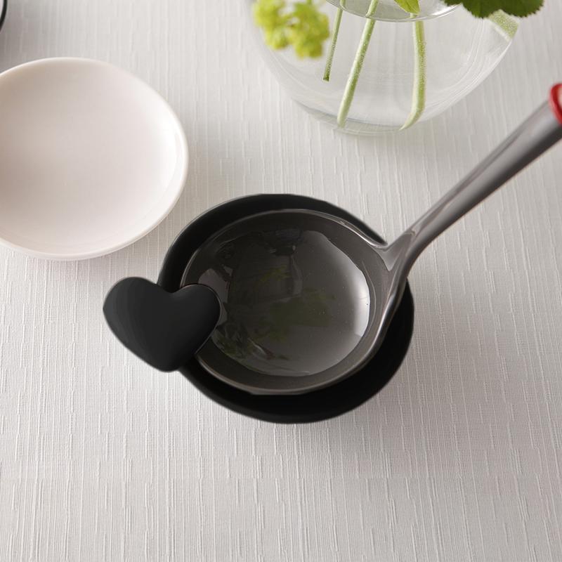 在庫限り／ キッチン用品 お玉 お玉置き レードルスタンド 小皿 カネコ