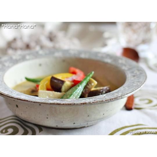 ソンベ焼き リムボウル 花柄 緑色 ボウル 在庫限り／ 和食器 食器 美濃