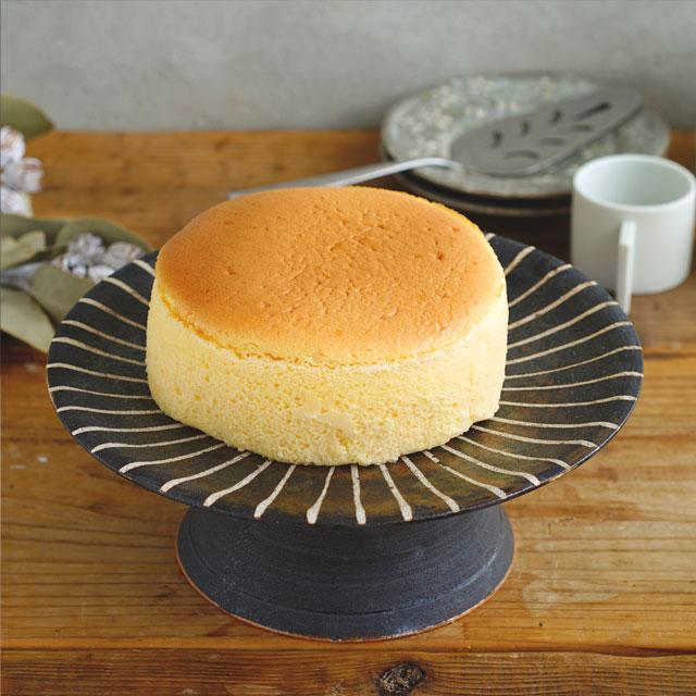 在庫限り／ 鉄錆十草 ケーキスタンド 24cm 燈窯 送料無料（沖縄1000円