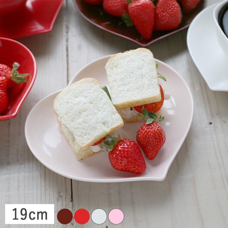 在庫限り／ ハート型 食器 皿 中皿 パン皿 ケーキ皿 デザート皿