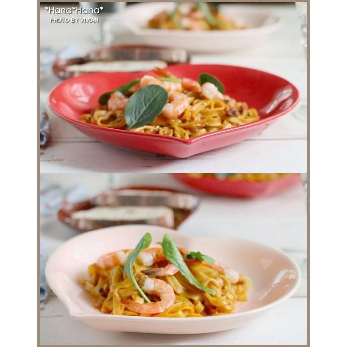 在庫限り／ ハート型 食器 皿 深皿 カレーパスタ皿 25cm