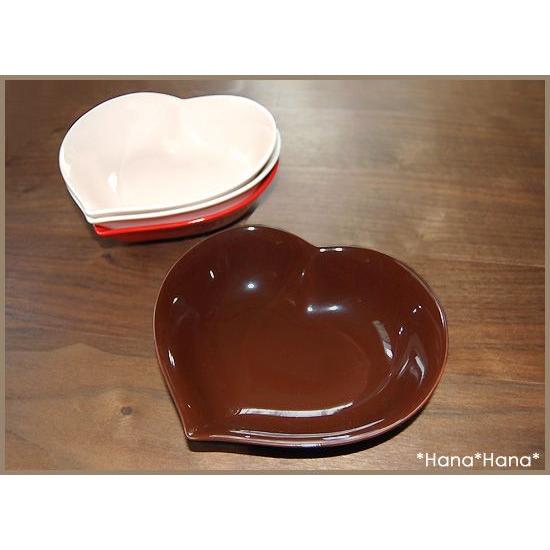 在庫限り／ ハート型 食器 皿 深皿 中鉢 ボウル サラダボウル 中 18cm