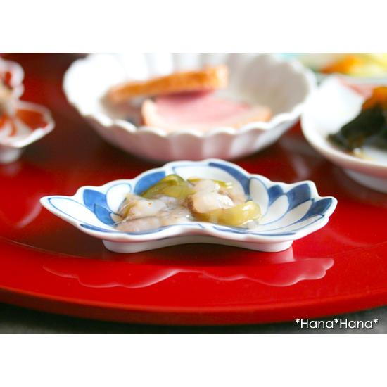 染付青 菊花豆皿(横長) 10cm ブルー 有田焼 // 和食器 食器 小皿 豆皿