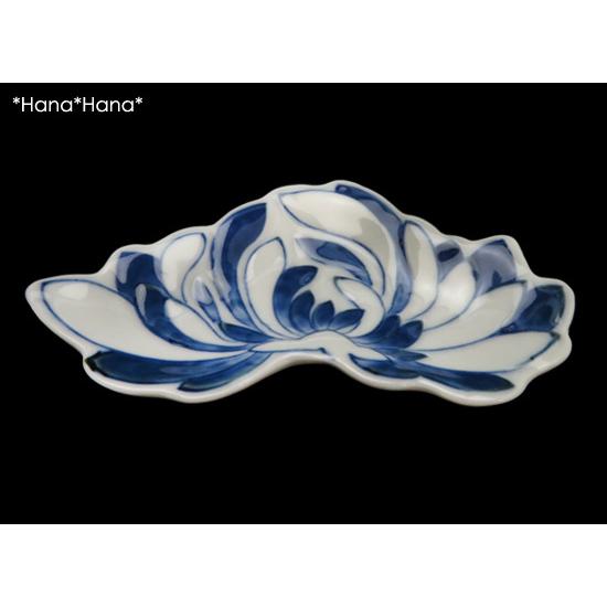 染付青 菊花豆皿(横長) 10cm ブルー 有田焼 // 和食器 食器 小皿 豆皿