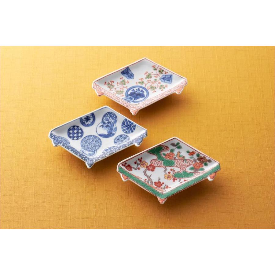 金梅にウグイス 盤型 豆皿 13cm 有田焼 // 和食器 食器 小皿 しょうゆ