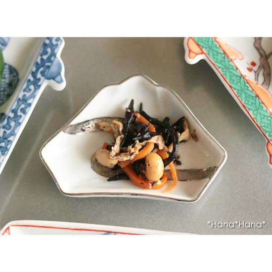 白地銀流水 富士山 豆皿 (ホワイト/プラチナ) 8cm 有田焼 // 和食器