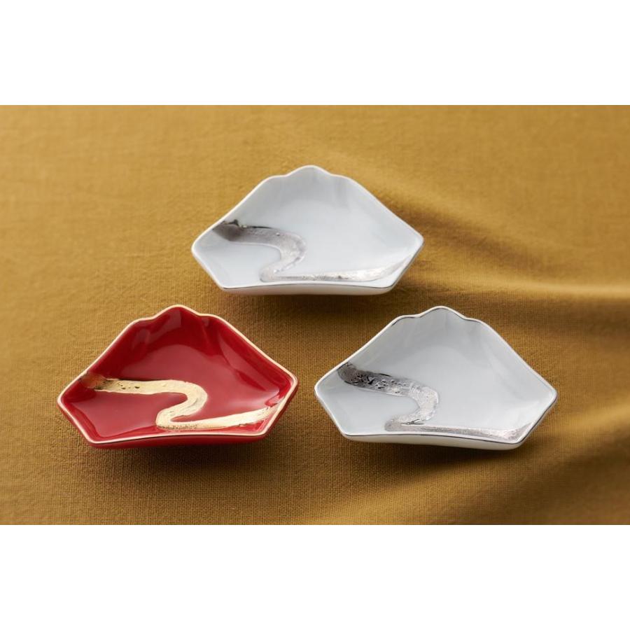 赤釉金流水 富士山 豆皿 (レッド/ゴールド) 8cm 有田焼 // 和食器 食器