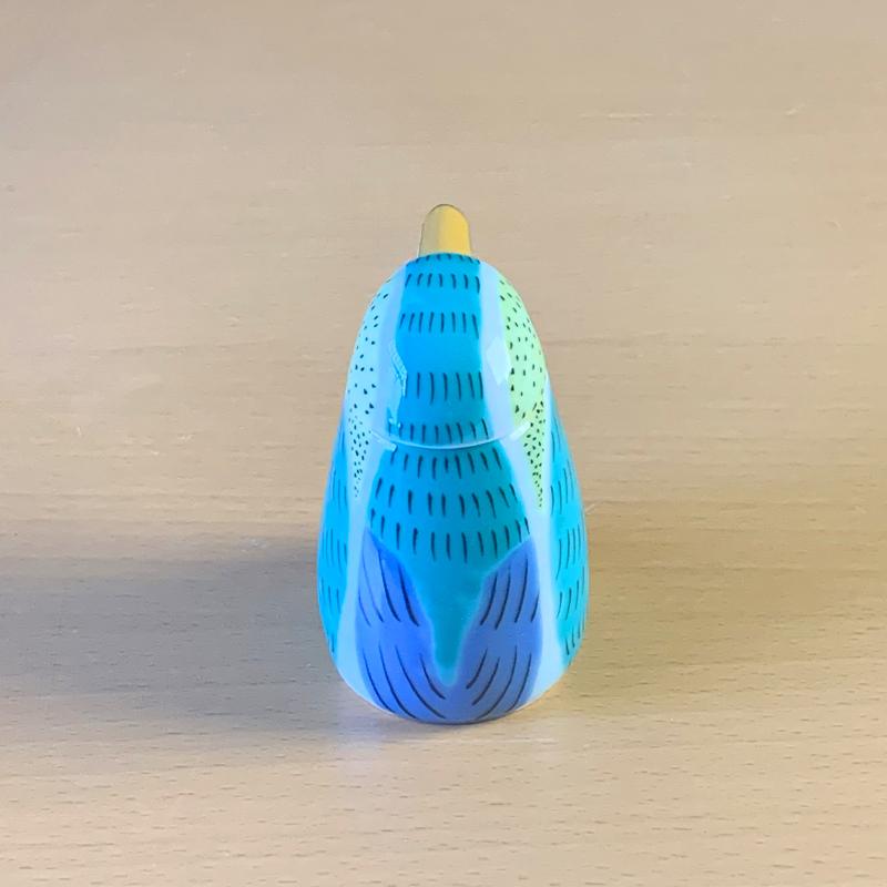 【在庫5】【新品】【大人気】有田焼幸楽窯錦川蝉形ミニ汁次　醤油差し 楽天市場】【有田焼 幸楽窯 錦川蝉形 ミニ汁次】有田焼 磁器