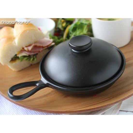 ブラックセラミック 蓋付き目玉焼きプレート 直径15cm 耐熱皿 オーブン