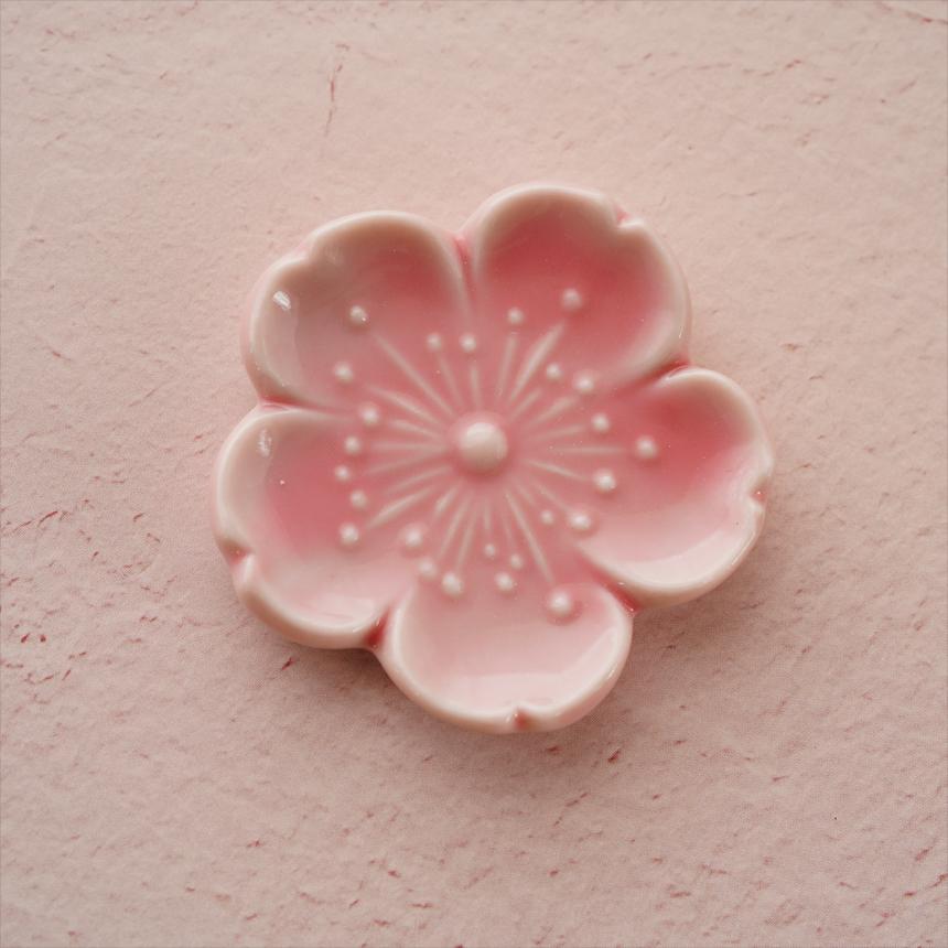 箸置き はしおき レスト 美濃焼 さくら 花型 おもてなし お正月 お祝い