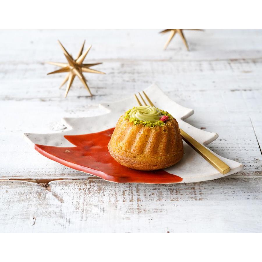 蔵珍窯（ぞうほうがま） クリスマスツリー 粉引赤絵 三つ足ケーキ皿