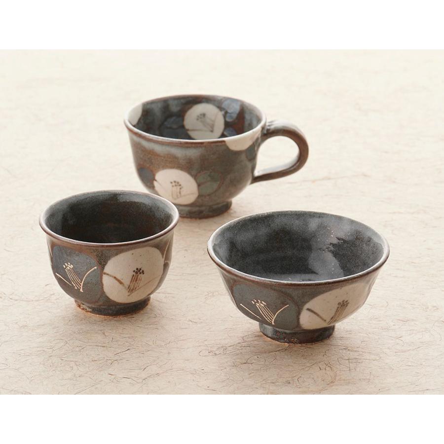 蔵珍窯（ぞうほうがま） 鼠志野椿 茶碗（中）(お取り寄せ品)// 美濃焼
