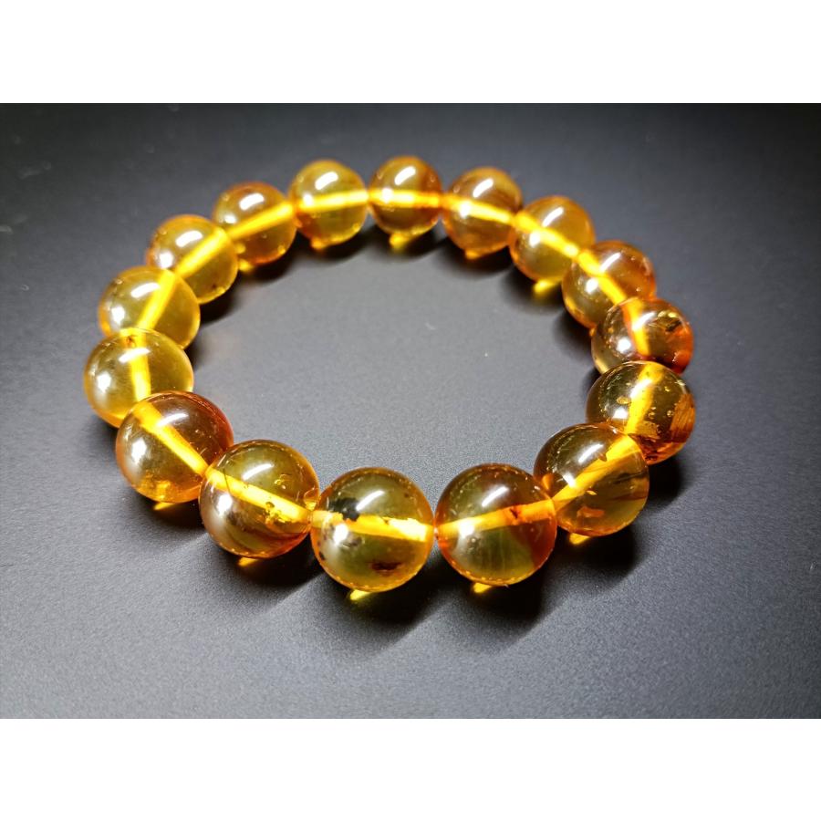 【現物写真】虫入りアンバー（琥珀）　11.5ｍｍ　内径約15ｃｍ　こだわり浄化ブレスレット　日本製オペロンゴムの画像