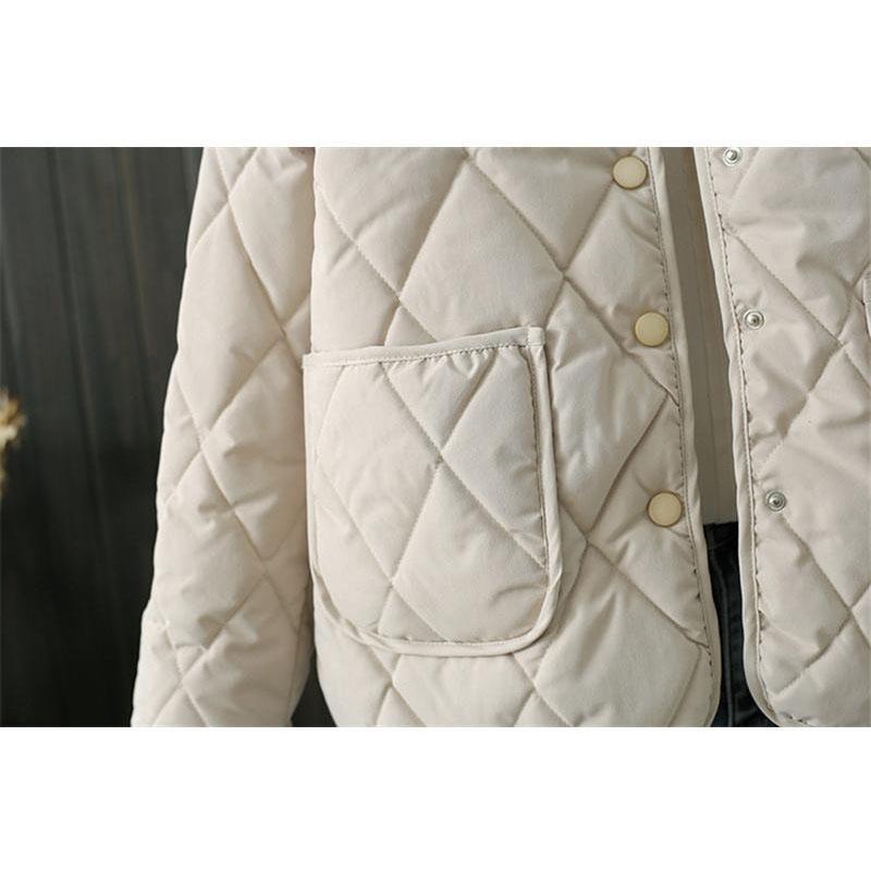 キルティングコート レディース 中綿コート 襟なし ショート丈 長袖 キルティング 無地 軽量 大きいサイズ 暖かい アウター かわいい ゆったりカジュアル |  | 04