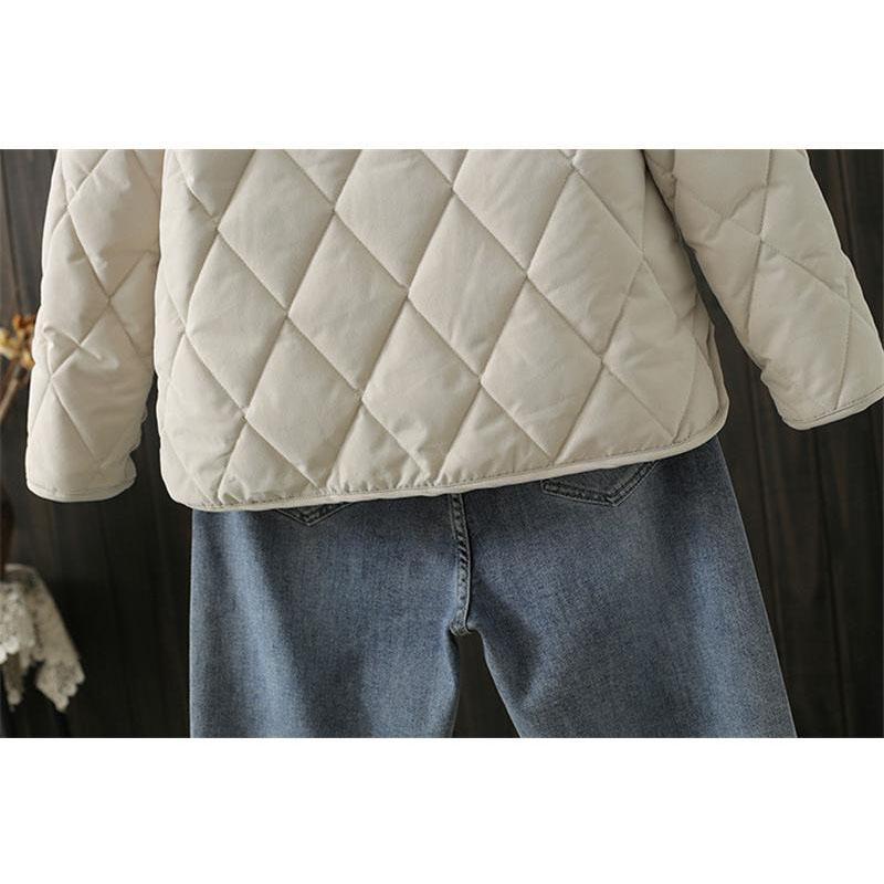 キルティングコート レディース 中綿コート 襟なし ショート丈 長袖 キルティング 無地 軽量 大きいサイズ 暖かい アウター かわいい ゆったりカジュアル |  | 08