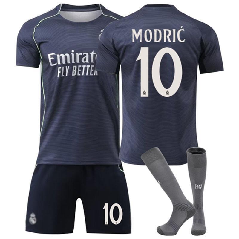2526 サッカーウェア レアルマドリード 10番モドリッチ/5番ベリンハム