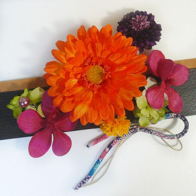髪飾り 花 成人式 ガーベラとラン菊オレンジ　結婚式 振袖 卒業式 袴 着物　アートフラワー | 
