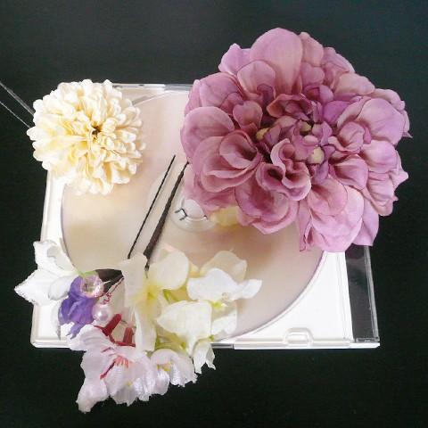 花 髪飾り ダリアmoと菊桜 ピンク 成人式 振袖 結婚式 卒業式 袴 |  | 01