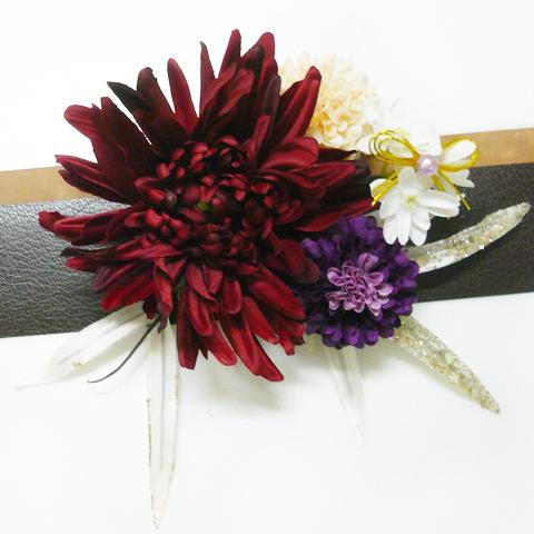 花 髪飾り 大輪の菊と小花葉付 赤  結婚式 成人式 卒業式 振袖 袴 浴衣 簪 マム | 