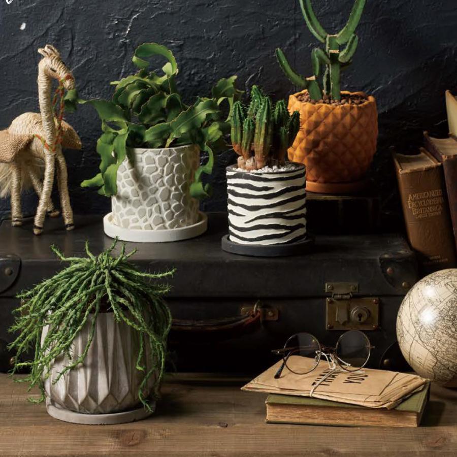 イムサエムさんのポット 花柄刻紋 未使用品 イムサエムさんのポット 花