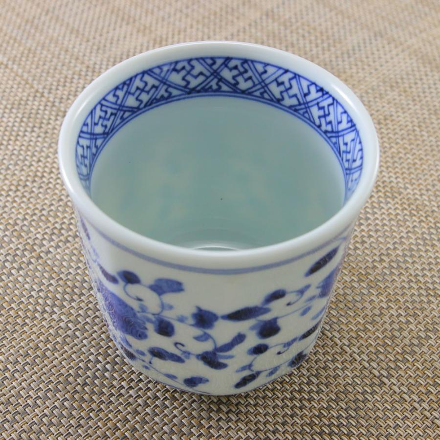 湯呑（湯飲み茶碗） 美濃焼 藍凛唐草寿司湯呑 大きいサイズ 八角 花柄