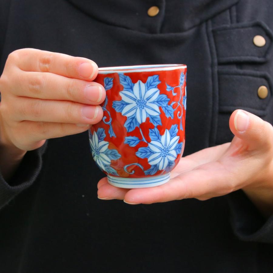 湯呑(湯飲み茶碗) 有田焼 波佐見焼 錦鉄仙花湯呑(赤・小 湯呑(湯飲み茶碗) 有田焼 波佐見焼 錦鉄仙花湯呑(赤・小