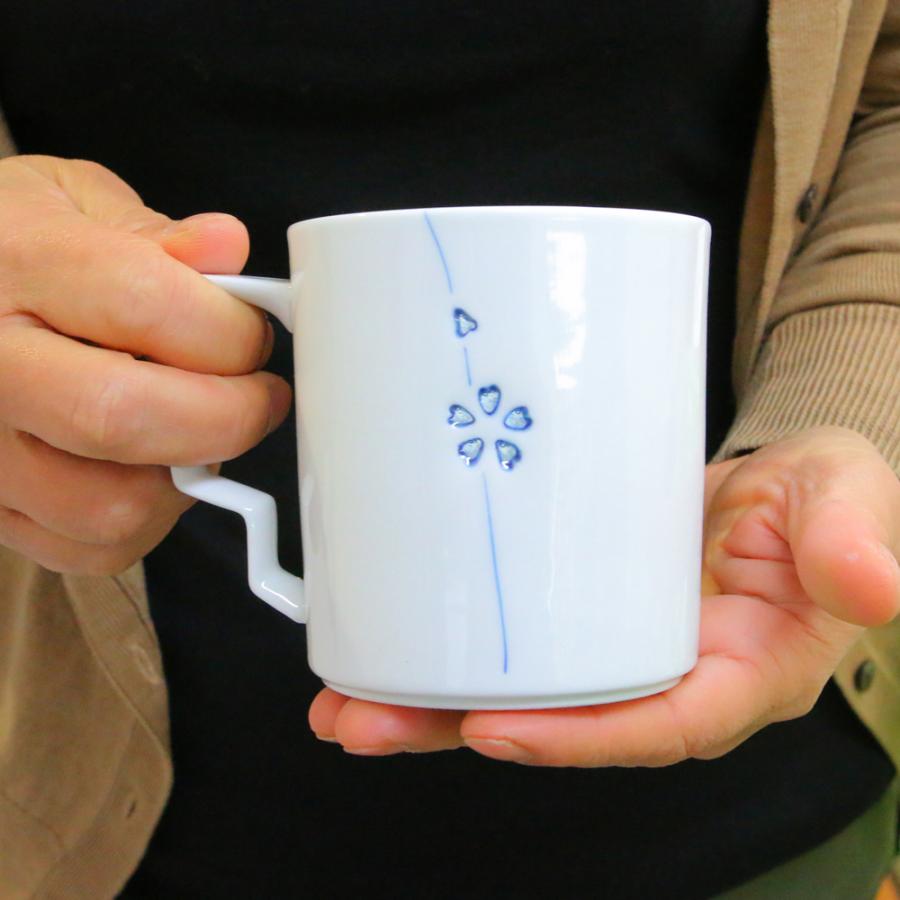 マグカップ 有田焼 波佐見焼 丹心窯 水晶彫花遊びマグ（赤/青） 桜 花
