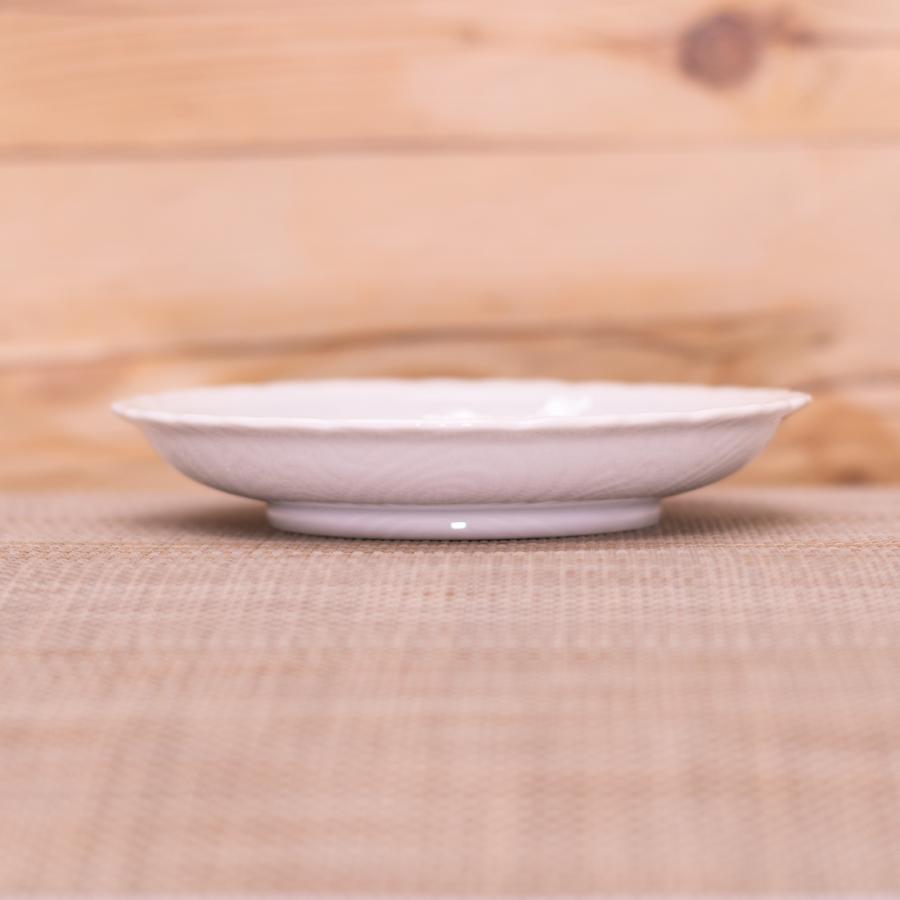 平皿 有田焼 崋山窯 白磁唐草彫銘々皿 丸皿 中皿 取皿|和食器 平皿 有田焼 崋山窯 白磁唐草彫銘々皿 丸皿 中皿 取皿|和食器