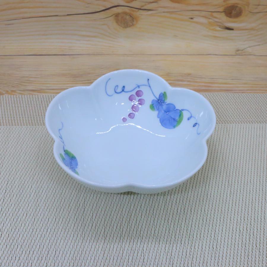 鉢 有田焼 波佐見焼 一珍ぶどう花形小鉢 葡萄 ぶどう柄 軽量