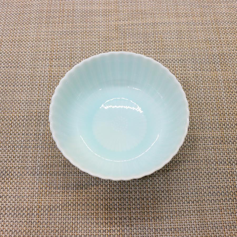 小鉢 有田焼 伊万里焼 丸鉢 青磁二重菊4寸小鉢 取鉢 ボウル|和 小鉢 有田焼 伊万里焼 丸鉢 青磁二重菊4寸小鉢 取鉢 ボウル|和