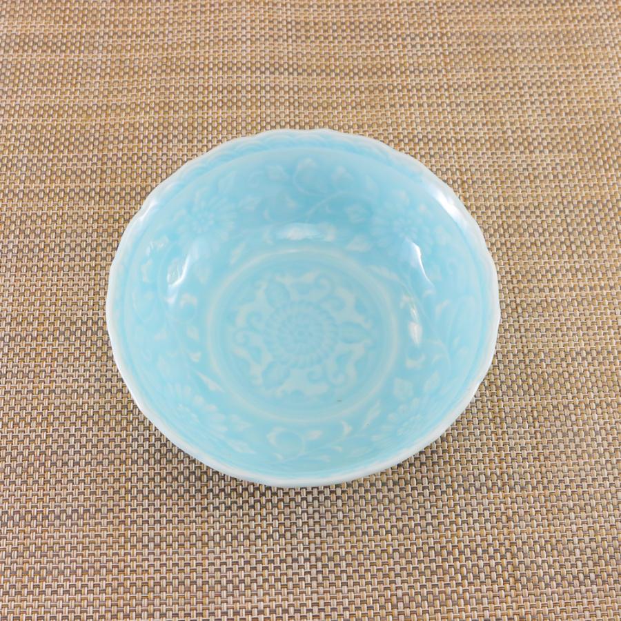 鉢 有田焼 崋山窯 青磁唐草彫鉢（小）青磁 菊柄 取り鉢 丸鉢 ボウル