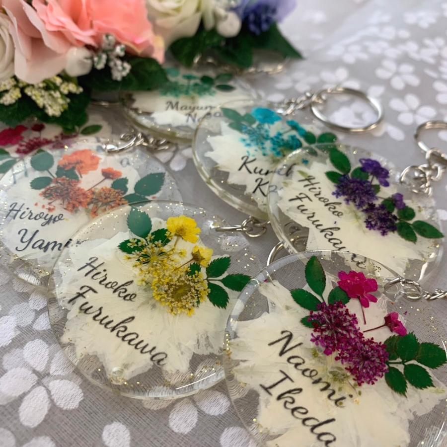 お花の色を選べる！ 【フラワーアクリル キーホルダー デザイン：C