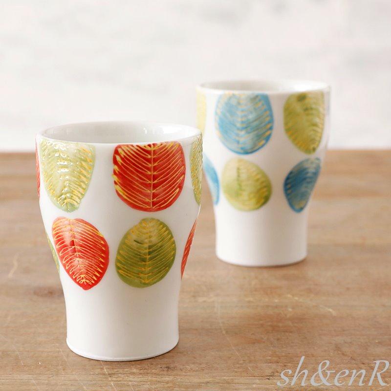 有田焼 波佐見焼 勲山窯 黄釉フレアー型小鉢5客揃【未使用品】 波佐見焼 茶碗 大小ペアセット 勲山窯 カラーダリア 黄黒 夫婦茶碗 お