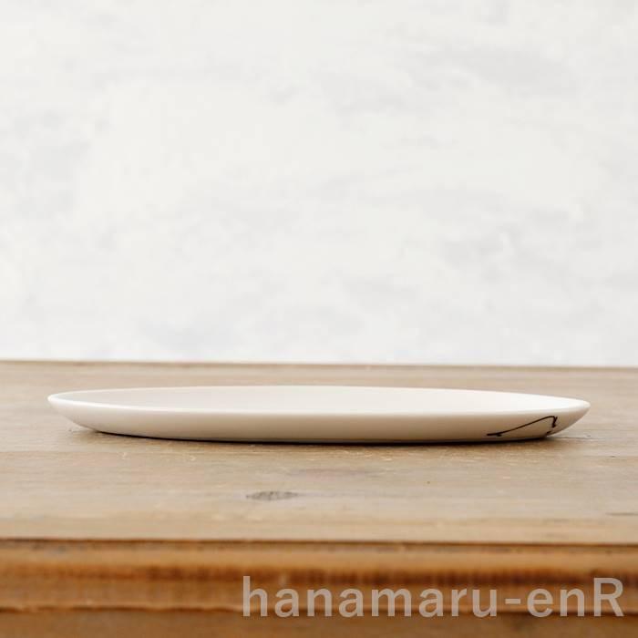 波佐見焼 楕円皿 ツバメ 器工房den トモナガミキ ケーキ皿 取皿