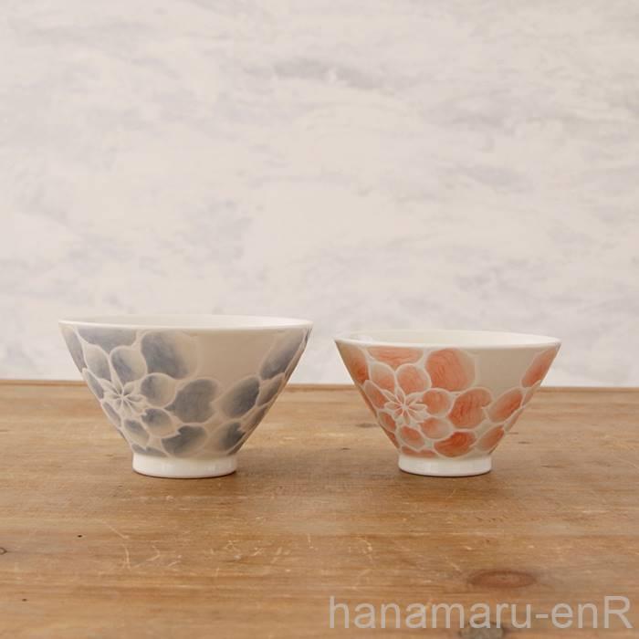 夫婦茶碗 ギフト 波佐見焼 ペア セット 勲山窯 濃牡丹 木箱入り お茶碗