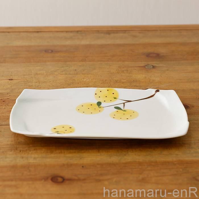 手描きデザインの陶器皿3点セット 手描きデザインの陶器皿3点セット 【公式通販】