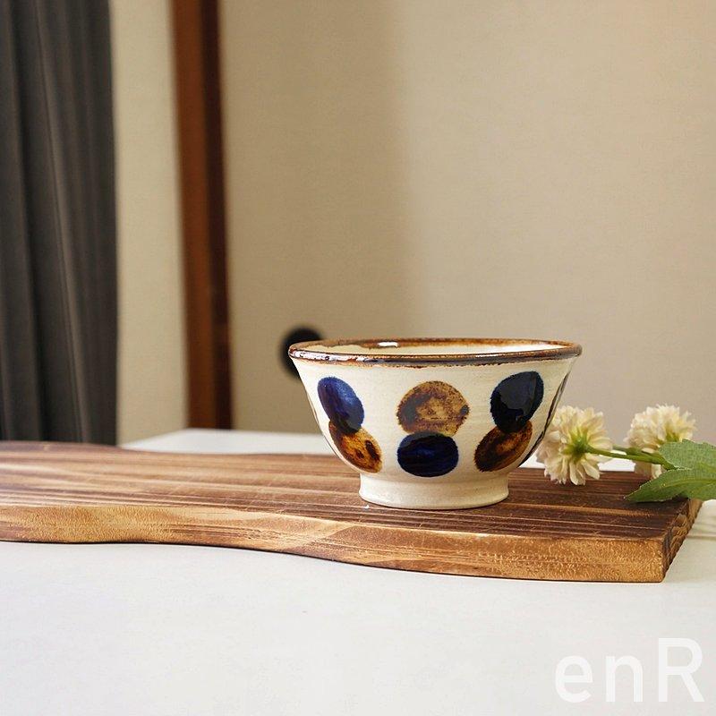 やちむん 茶碗 マカイ 3.8寸 点打_飴+コバルト 中城窯 お茶碗 ちゃわん