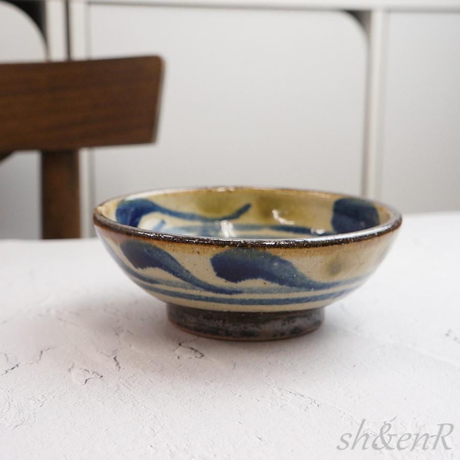 やちむん 4.5寸鉢 取鉢 鉢 陶芸こまがた デイゴ柄 おしゃれ 沖縄 やちむん 4.5寸鉢 取鉢 鉢 陶芸こまがた デイゴ柄 おしゃれ 沖縄