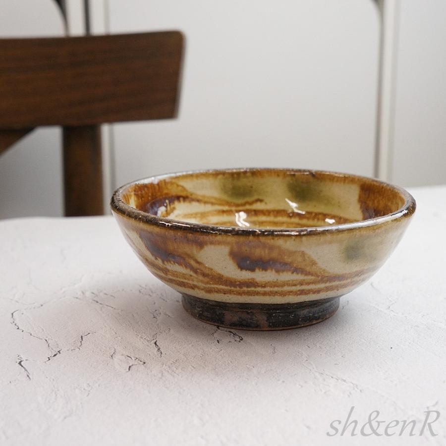 やちむん 4.5寸鉢 取鉢 鉢 陶芸こまがた デイゴ柄 おしゃれ 沖縄陶器