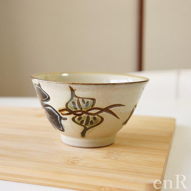 やちむん (沖縄陶器) 3.5寸マカイ ハイビスカス 青 茶碗 茶わん やちむん (沖縄陶器) 3.5寸マカイ ハイビスカス 青 茶碗 茶わん
