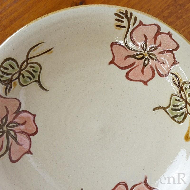 やちむん (沖縄陶器) 7寸皿 ハイビスカス 赤 プレート 皿 食器 大皿 中