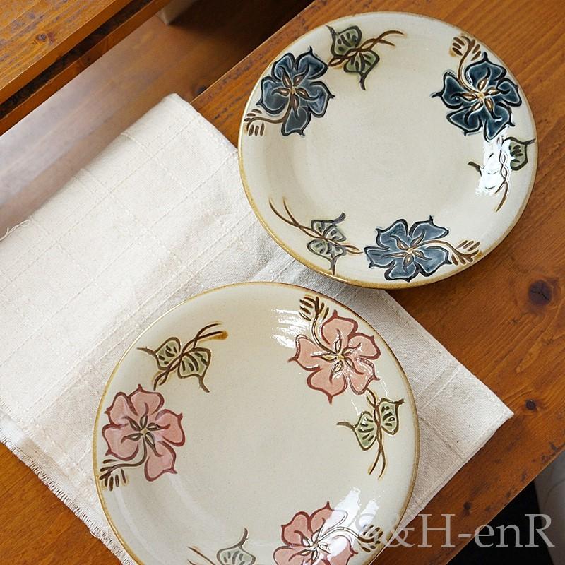 やちむん (沖縄陶器) 7寸皿 ハイビスカス 赤 プレート 皿 食器 大皿 中