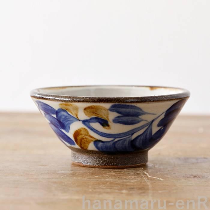 やちむん 茶碗 やちむん工房 マカイ 3 5寸 染付唐草 皿 食器 沖縄陶器 波佐見焼 北欧雑貨のハナマル 通販 Yahoo ショッピング