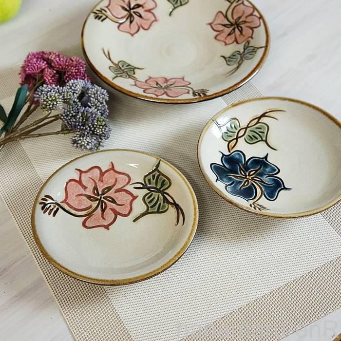 やちむん (沖縄陶器) 5寸皿 ハイビスカス 青 プレート 皿 食器 取皿 中