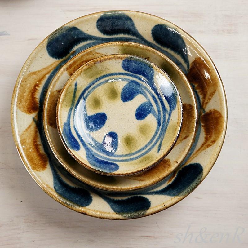 沖縄　やちむん　8.5寸皿　大皿　プレート イエロー　希少　入手困難 沖縄 やちむん 8.5寸皿 大皿 プレート イエロー 希少 入手困難