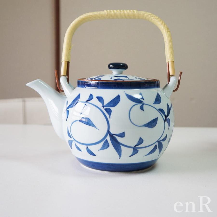 土瓶 8号 1500cc 波佐見焼 唐草 ブルー 茶こし付 おしゃれ 日本製