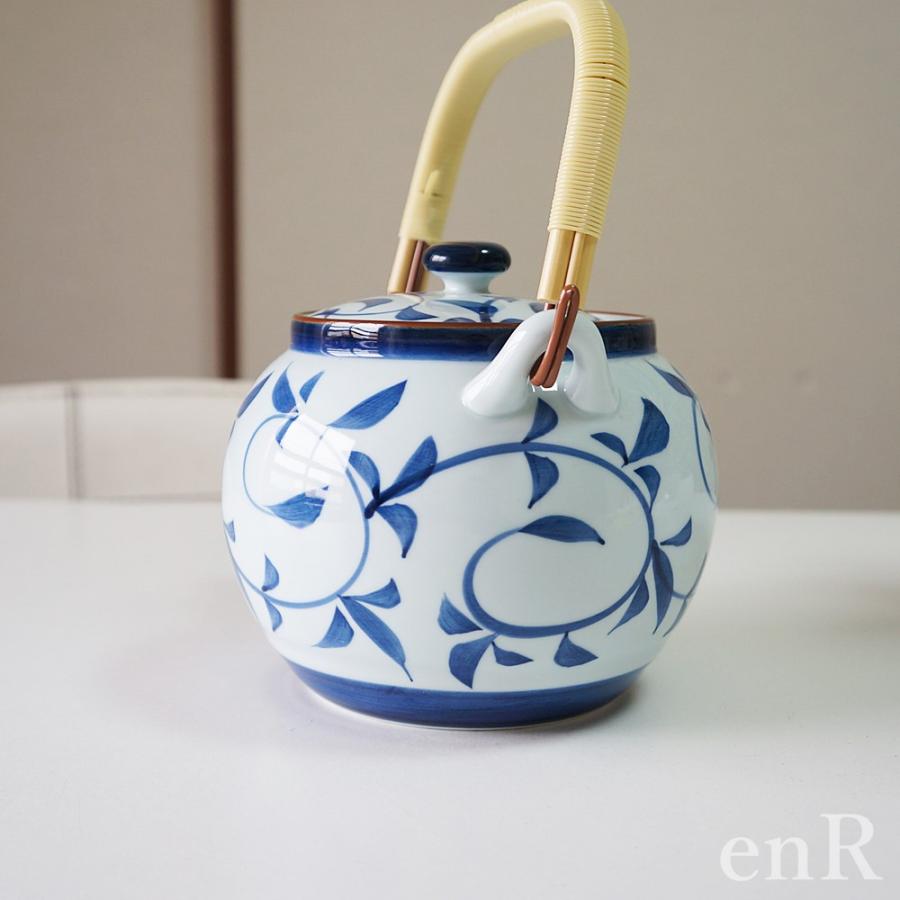 土瓶 8号 1500cc 波佐見焼 唐草 ブルー 茶こし付 おしゃれ 日本製