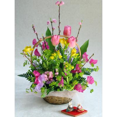 桃の花と菜の花、チューリップのアレンジメント「雛祭」｜hananosuke