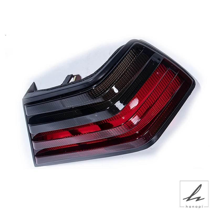 ベンツ　w124 リアガーニッシュ　ハーフ　未使用 並行輸入品】 リアバンパーテールライト メルセデスベンツ E